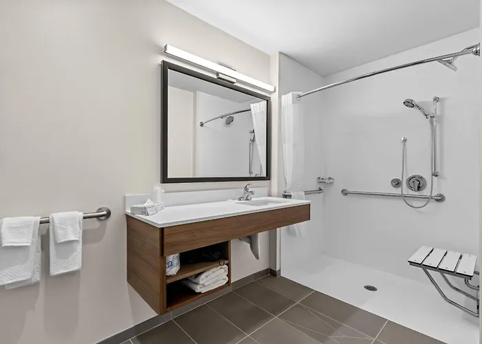 Everhome Suites Temecula Wine Country
